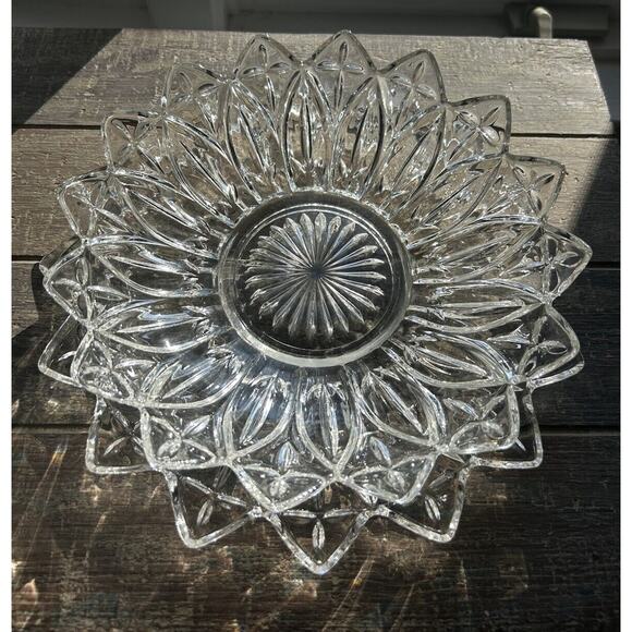 Vintage Federal Glass Petal Pattern Clear Glass Serving Bowl & Platter Flower - Picture 13 of 16